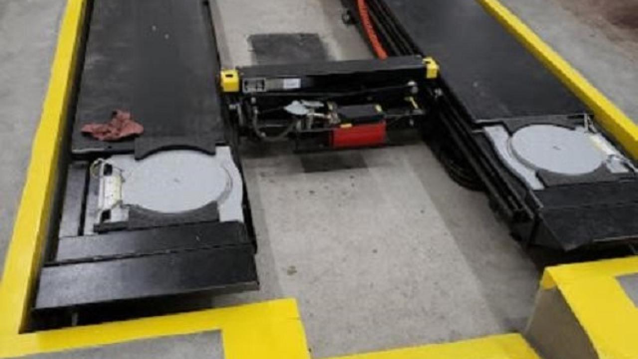 Oil Change Bay