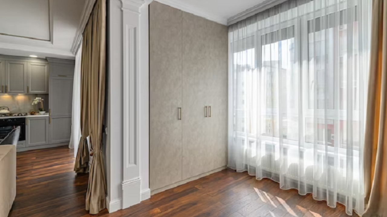 Window Coverings & Flooring