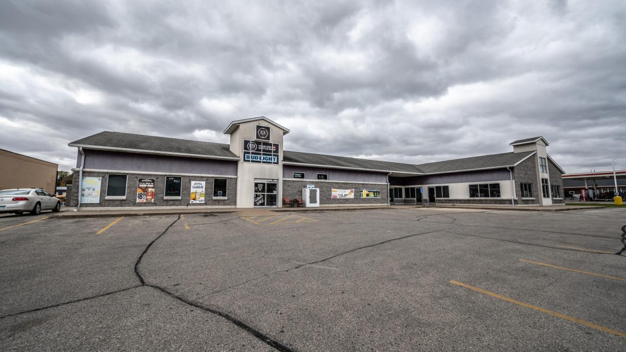 Bldg for sale