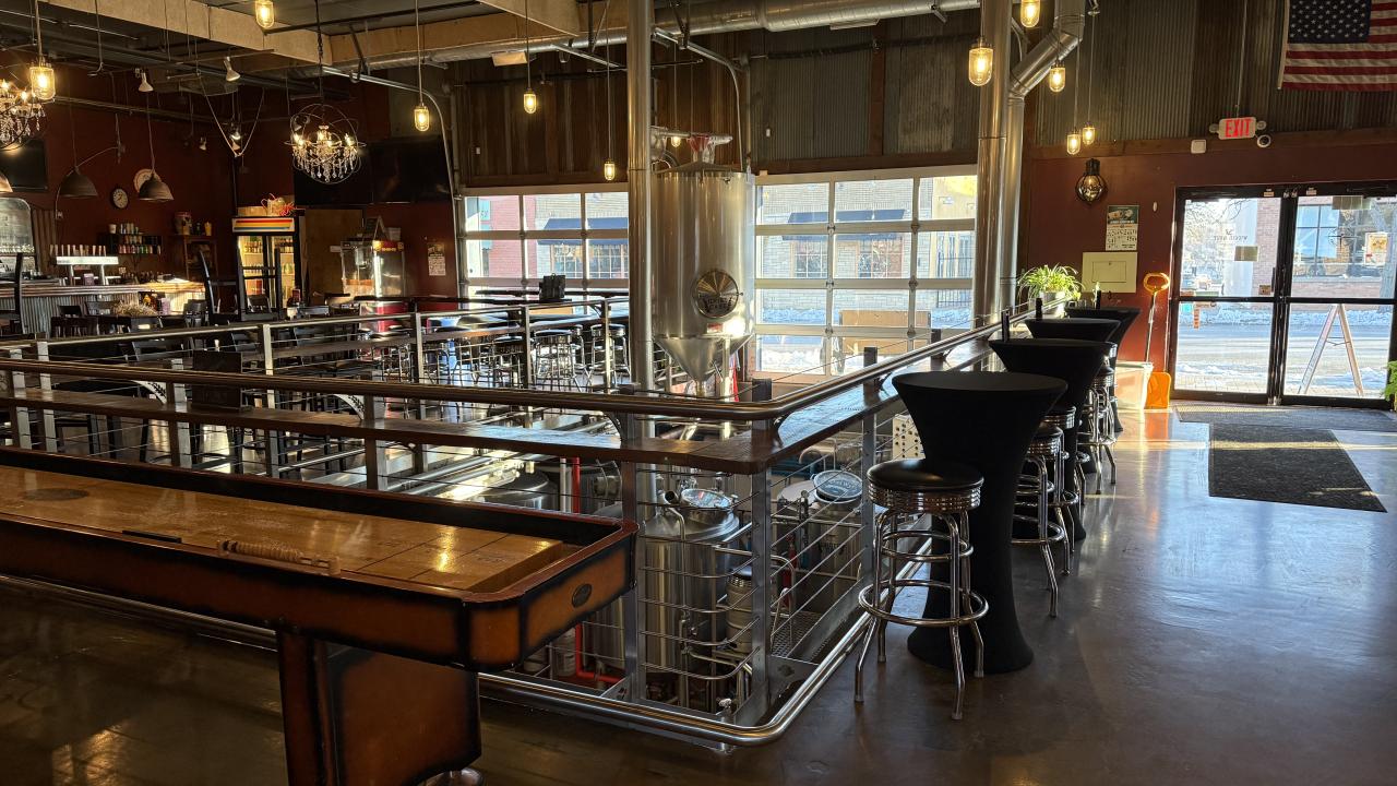 interior bar/restaurant