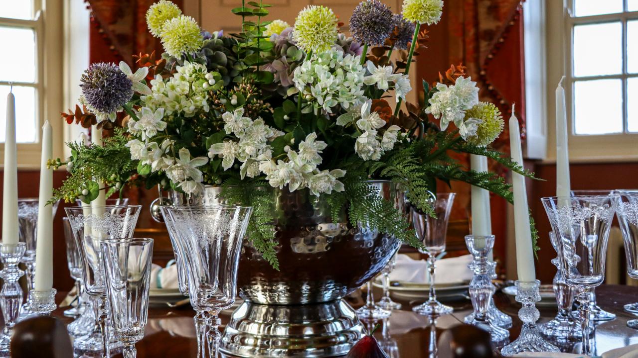 fancy table setting